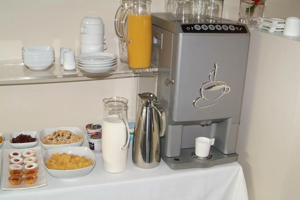 B&Beach Cagliari Guest House