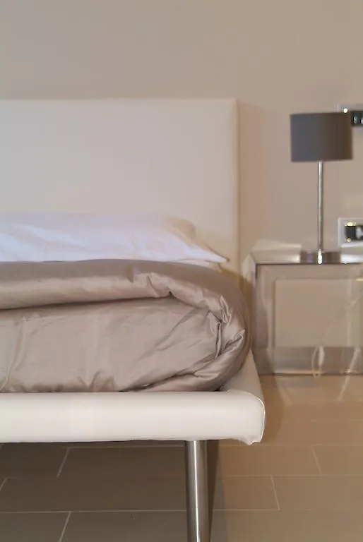 B&Beach Cagliari Guest House Italia